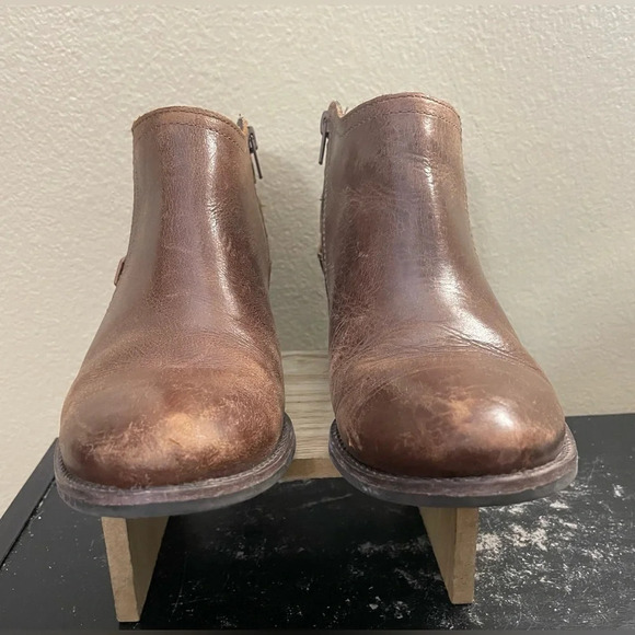 Matisse Kate Bootie Brown Leather Buckles Block Heel Size 7 - Picture 3 of 8